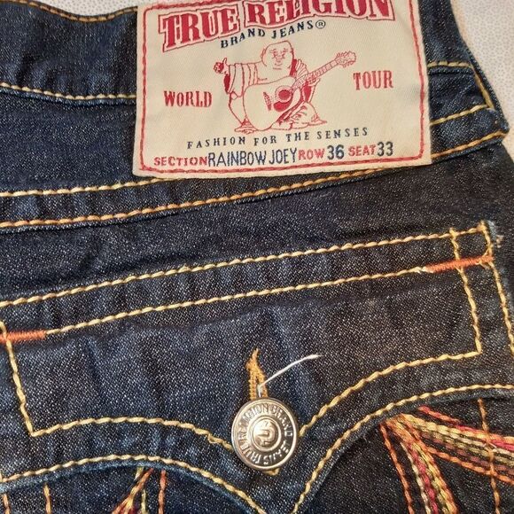 True Religion Cropped Shorts - Picture 12 of 12
